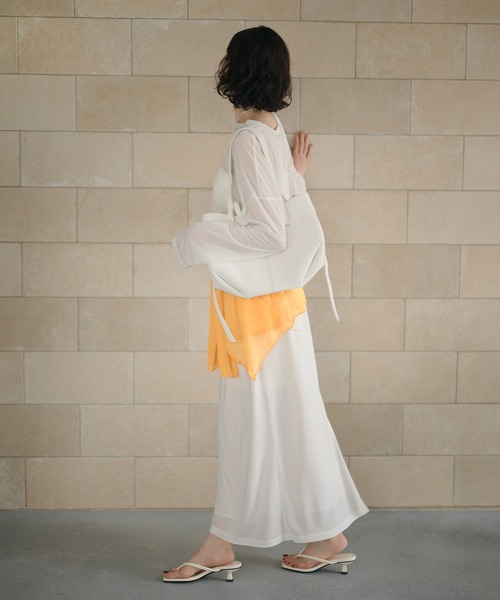 LAULEN(ローレン)の「sheer back slit pullover /シアーバックスリットプルオーバー(Tシャツ/カットソー・レディース・ホワイト/グレー/アイボリー・FREE)」の11枚目の写真
