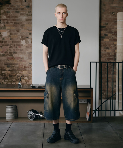 DWSE(ディーダブリューエスイー)の「カーゴハーフデニムパンツ(ウォッシュドブルー)(その他パンツ・メンズ・その他・SMALL/MEDIUM/LARGE/X-LARGE)」の2枚目の写真