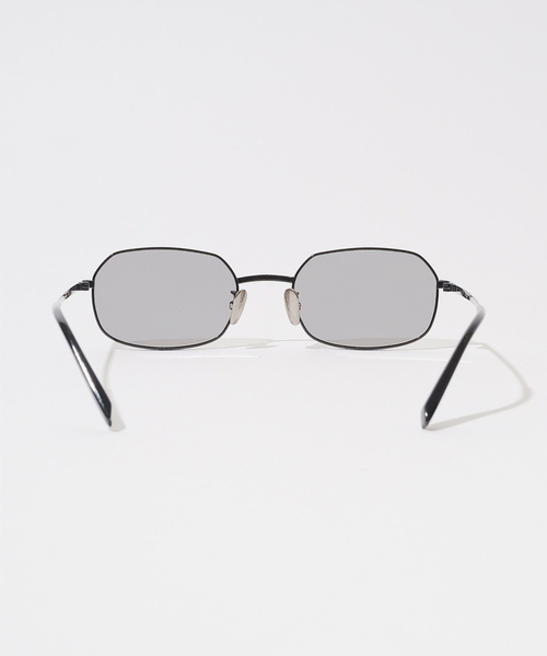 CITYSHOP（シティーショップ）の「EYETHINK x CITYSHOP サングラス[C1-BK-A]（サングラス・レディース・ライトグレー・FREE）」の2枚目の写真