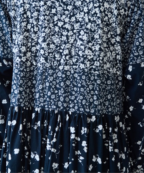 yuni(ユニ )の「floral print swithing one-piece(ワンピース・レディース・ダークネイビー/ネイビー・FREE)」の6枚目の写真