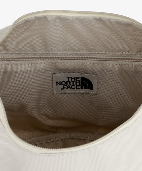THE NORTH FACE(ザノースフェイス)の「【韓国限定・日本未入荷】 THE NORTH FACE STANDARD HOBO BAG S / ノースフェイス スタンダード ホーボーバッグ ワンポイントロゴ ワンショルダーバッグ(ショルダーバッグ・メンズ・クリーム・FREE)」の2枚目の写真