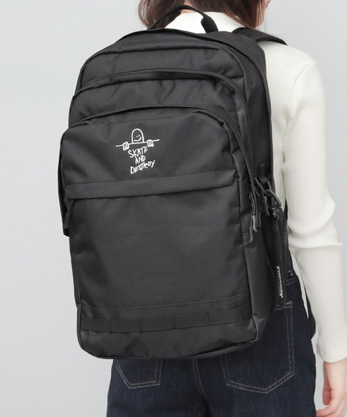 THRASHER(スラッシャー)の「大容量 3層構造 バックパック A4・B4・PC対応(バックパック/リュック・メンズ・ブラック・FREE)」の3枚目の写真