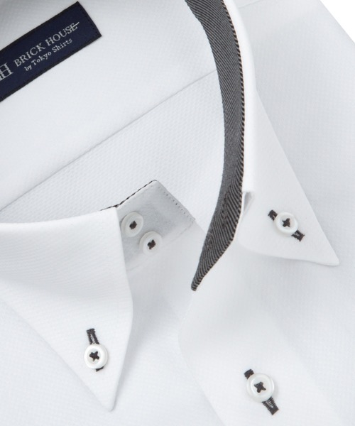 TOKYO SHIRTS（トウキョウシャツ）の「【吸水速乾】 形態安定ノンアイロン ドゥエボットーニ 半袖ビジネスワイシャツ（ビジネスシャツ・メンズ・ホワイト・首回り39cm/首回り41cm/首回り42cm/首回り37cm/首回り43cm）」の2枚目の写真
