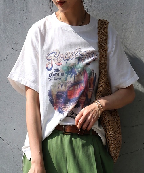 antiqua(アンティカ)の「ヴィンテージ風 プリント 綿100 Tシャツ(Tシャツ/カットソー・レディース・ホワイト系その他/ベージュ系その他2/ホワイト系その他3/ホワイト系その他2/グリーン/ベージュ系その他・ONESIZE)」の2枚目の写真
