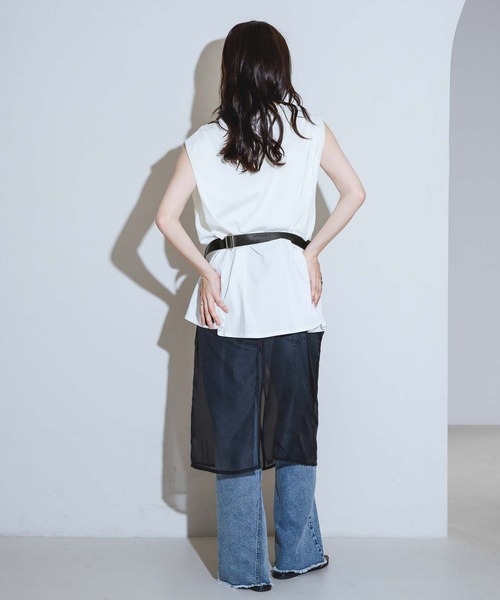 LAKOLE（ラコレ）の「＜接触冷感＞coolfiberロゴノースリーブ / 679638（Tシャツ/カットソー・レディース・ベージュ/オフホワイト/グリーン/ブラック・FREE）」の19枚目の写真