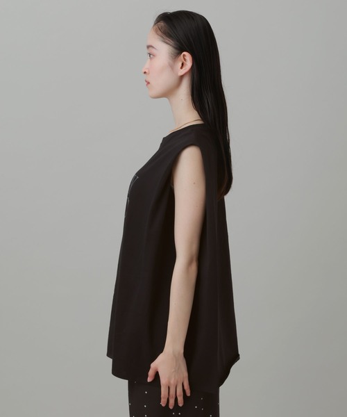 LAKOLE（ラコレ）の「＜接触冷感＞coolfiberロゴノースリーブ / 679638（Tシャツ/カットソー・レディース・ベージュ/オフホワイト/グリーン/ブラック・FREE）」の5枚目の写真