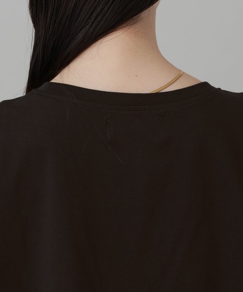 LAKOLE（ラコレ）の「＜接触冷感＞coolfiberロゴノースリーブ / 679638（Tシャツ/カットソー・レディース・ベージュ/オフホワイト/グリーン/ブラック・FREE）」の10枚目の写真