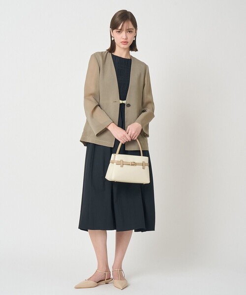 ANAYI(アナイ)の「オーガンジーノーカラーVジャケット(ノーカラージャケット・レディース・カーキ/ブラック・36/38)」の8枚目の写真