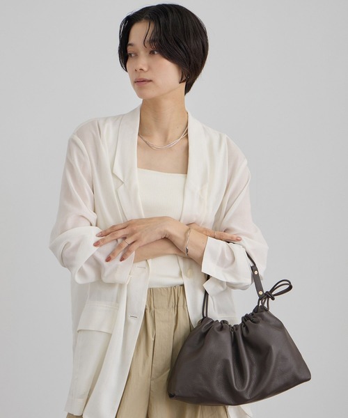 SALON adam et rope'(サロン アダム エ ロペ)の「【W S(ドゥーブル)】ソフトレザードロストミドルバッグ(ハンドバッグ・レディース・ダークブラウン/ブラック・FREE)」の6枚目の写真
