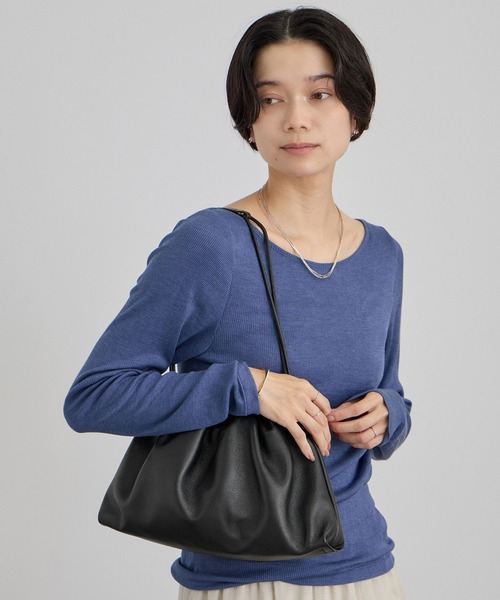 SALON adam et rope'(サロン アダム エ ロペ)の「【W S(ドゥーブル)】ソフトレザードロストミドルバッグ(ハンドバッグ・レディース・ダークブラウン/ブラック・FREE)」の7枚目の写真