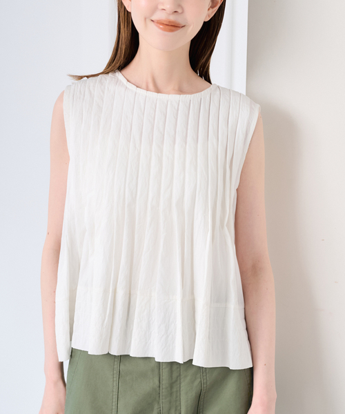 U by SPICK&SPAN（ユーバイスピックアンドスパン）の「《追加》UBY Spick & Span タックブラウス 2（シャツ/ブラウス・レディース・ホワイト/ブラック・FREE）」の4枚目の写真