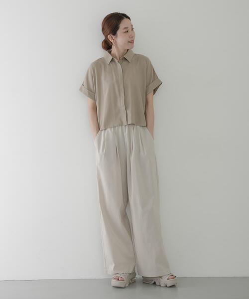 URBAN RESEARCH Sonny Label(アーバンリサーチサニーレーベル)の「機能素材イージーワイドパンツ(その他パンツ・レディース・チャコールグレー/アイボリー/ブラック・38/36)」の10枚目の写真
