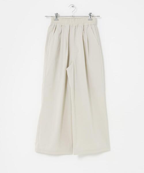 URBAN RESEARCH Sonny Label(アーバンリサーチサニーレーベル)の「機能素材イージーワイドパンツ(その他パンツ・レディース・チャコールグレー/アイボリー/ブラック・38/36)」の11枚目の写真