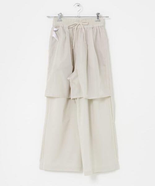 URBAN RESEARCH Sonny Label(アーバンリサーチサニーレーベル)の「機能素材イージーワイドパンツ(その他パンツ・レディース・チャコールグレー/アイボリー/ブラック・38/36)」の15枚目の写真