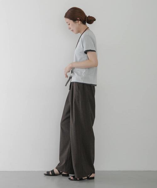 URBAN RESEARCH Sonny Label(アーバンリサーチサニーレーベル)の「機能素材イージーワイドパンツ(その他パンツ・レディース・チャコールグレー/アイボリー/ブラック・38/36)」の20枚目の写真