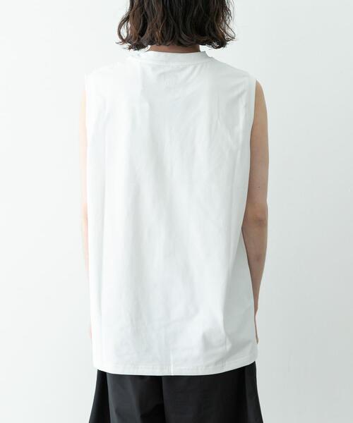 REEF(リーフ)の「REEF 1POINT LOGO RASH TANK-TOP(タンクトップ・メンズ・ブラック/ホワイト・LARGE/MEDIUM)」の5枚目の写真