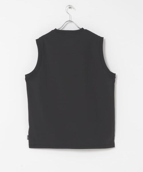 REEF(リーフ)の「REEF 1POINT LOGO RASH TANK-TOP(タンクトップ・メンズ・ブラック/ホワイト・LARGE/MEDIUM)」の12枚目の写真