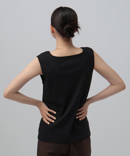LEPSIM(レプシィム)の「《オフィスライン》機能シルクタッチノースリーブ 812671(Tシャツ/カットソー・レディース・ブラック/オフホワイト・FREE)」の11枚目の写真