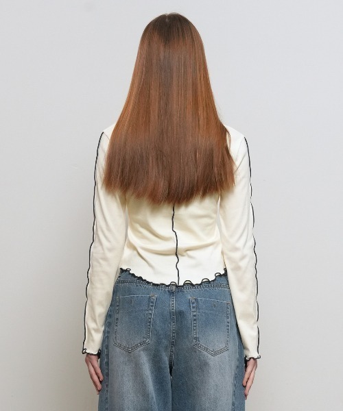 GENERAL IDEA(ジェネラルアイデア)の「GENERAL IDEA/ジェネラルアイディア INTERLOCK SLIM FIT T-SHIRT インターロックスリムフィットTシャツ メロー パイピング 配色 クルーネック ラウンドネック レディース 秋 秋服 2026年秋冬(Tシャツ/カットソー・レディース・クリーム/ブラウン・S/M/L)」の12枚目の写真