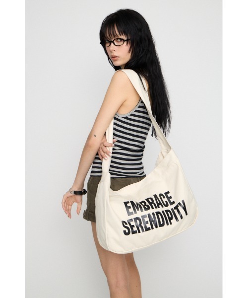 LAGUA GEM（ラグアジェム）の「LETTERING COTTON BIG バッグ（ショルダーバッグ・レディース・ブラック/アイボリー・FREE）」の16枚目の写真