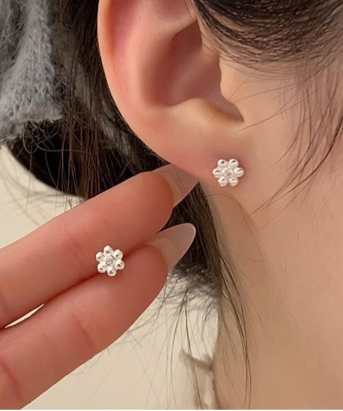 MASHIRO(マシロ)の「リボン&ハート&フラワーミックスワンポイントピアス6点セット(MA/EK622)(ピアス(両耳用)・レディース・シルバー・FREE)」の4枚目の写真