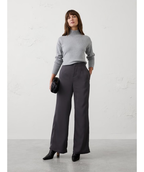 BANANA REPUBLIC FACTORY STORE(バナナリパブリック ファクトリーストア)の「BANANA REPUBLIC FACTORY STORE ワイドレッグ ハイライズ シーンツイルパンツ(その他パンツ・レディース・ワイン/ブラック/オリーブ/ダークグレー・0/2/4/6/8)」の13枚目の写真