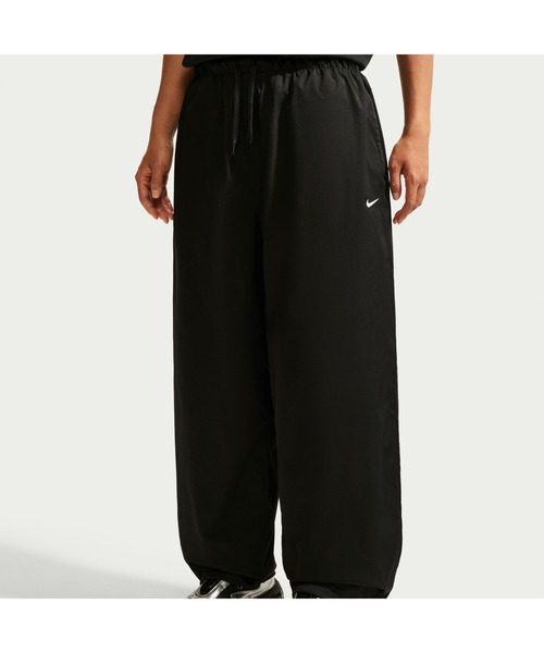 NIKE（ナイキ）の「NIKE/ナイキ WS ESSNTL ﾙｰｽﾞ ﾄﾗｯｸ PAN（その他パンツ・レディース・ベージュ/ブラック・S/M/L/XL）」の2枚目の写真