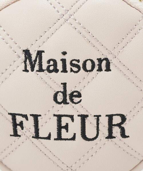 Maison de FLEUR(メゾンドフルール)の「ラウンドキルティングコインケース(コインケース・レディース・ブラック/ピンク・FREE)」の3枚目の写真