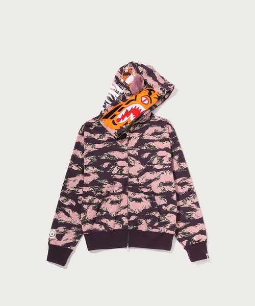 A BATHING APE（アベイシングエイプ）の「TIGER CAMO TIGER SHARK FULL ZIP HOODIE（パーカー・レディース・ベージュ/ピンク・SMALL/MEDIUM）」の4枚目の写真
