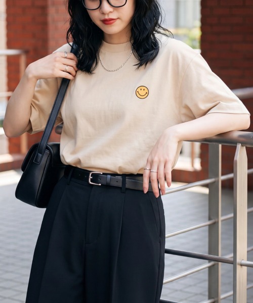 INNOCENT(イノセント)の「【T22】【MARKET/マーケット】胸刺繍 TEE MARKET02(Tシャツ/カットソー・メンズ・ブルー/カーキ・MEDIUM/LARGE/X-LARGE)」の1枚目の写真
