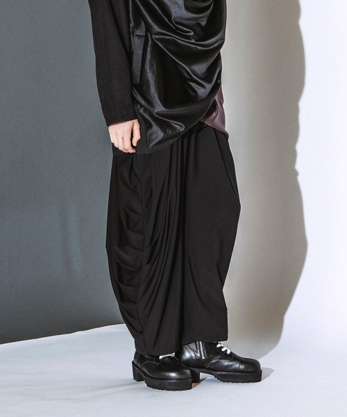 NO ID.(ノーアイディ)の「【NO ID.】Super Drape Easy Trousers / スーパー ドレープ イージー トラウザーズ(その他パンツ・メンズ・ブラック/その他22・2/1)」の15枚目の写真