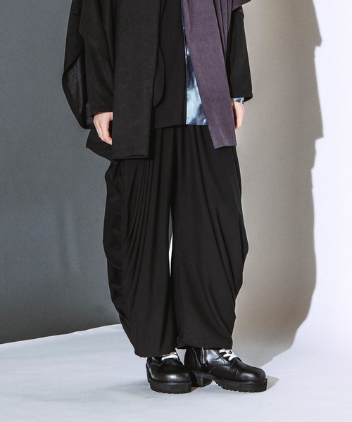 NO ID.(ノーアイディ)の「【NO ID.】Super Drape Easy Trousers / スーパー ドレープ イージー トラウザーズ(その他パンツ・メンズ・ブラック/その他22・2/1)」の19枚目の写真