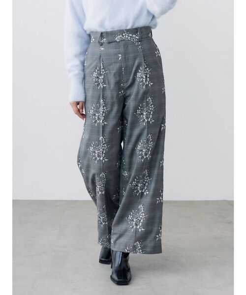 TONAL（トーナル）の「レース刺繍ワイドパンツ（その他パンツ・レディース・ブラウン/グレー・SMALL/MEDIUM）」の4枚目の写真