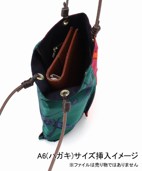 VERMEIL par iena（ヴェルメイユパーイエナ）の「manipuri マニプリ リバーシブルプリントトートS H21 xW14cm 163252002（トートバッグ・レディース・レッド・FREE）」の11枚目の写真