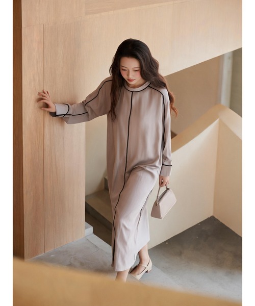 Sew loop（ソーループ）の「パイピングシャドーストライプ長袖Aラインワンピース（ワンピース・レディース・ブラック/パープル・FREE）」の4枚目の写真