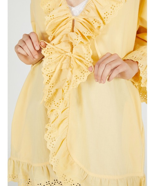 crinkle crinkle crinkle(クリンクルクリンクルクリンクル)の「【crinkle crinkle crinkle】frill gawn blouse/フリルガウンブラウス(シャツ/ブラウス・レディース・ブラック/ベージュ・FREE)」の7枚目の写真