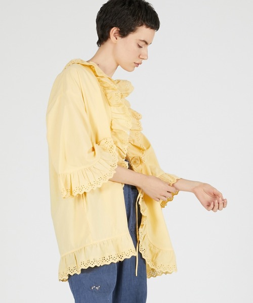 crinkle crinkle crinkle(クリンクルクリンクルクリンクル)の「【crinkle crinkle crinkle】frill gawn blouse/フリルガウンブラウス(シャツ/ブラウス・レディース・ブラック/ベージュ・FREE)」の5枚目の写真