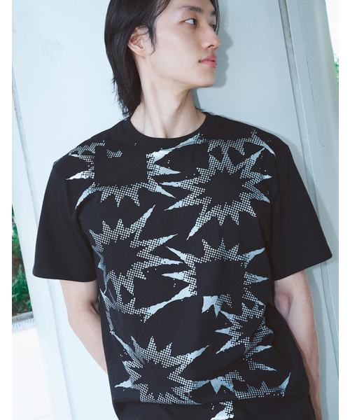 LORES(ロアス)の「Burst S/S Tee - Black(Tシャツ/カットソー・レディース・その他・LARGE/MEDIUM/SMALL)」の3枚目の写真