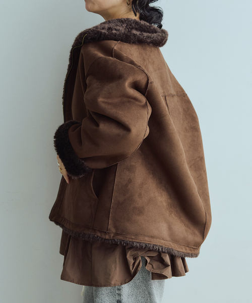 IENA LA BOUCLE(イエナラブークル)の「IENA LA BOUCLE リバーシブルフェイクファースエードブルゾン(その他アウター・レディース・ブラウン・FREE)」の18枚目の写真