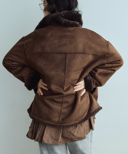 IENA LA BOUCLE(イエナラブークル)の「IENA LA BOUCLE リバーシブルフェイクファースエードブルゾン(その他アウター・レディース・ブラウン・FREE)」の19枚目の写真