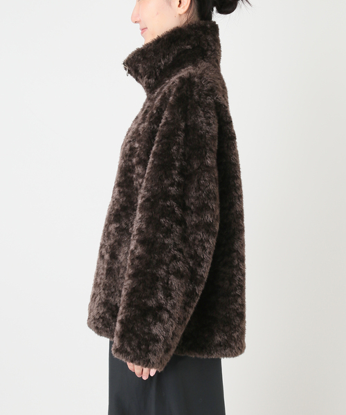 IENA LA BOUCLE(イエナラブークル)の「IENA LA BOUCLE リバーシブルフェイクファースエードブルゾン(その他アウター・レディース・ブラウン・FREE)」の7枚目の写真