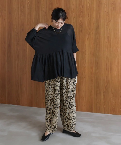 Bou Jeloud(ブージュルード)の「ニュアンス柄パンツ(その他パンツ・レディース・ブラック/ベージュ・FREE)」の4枚目の写真