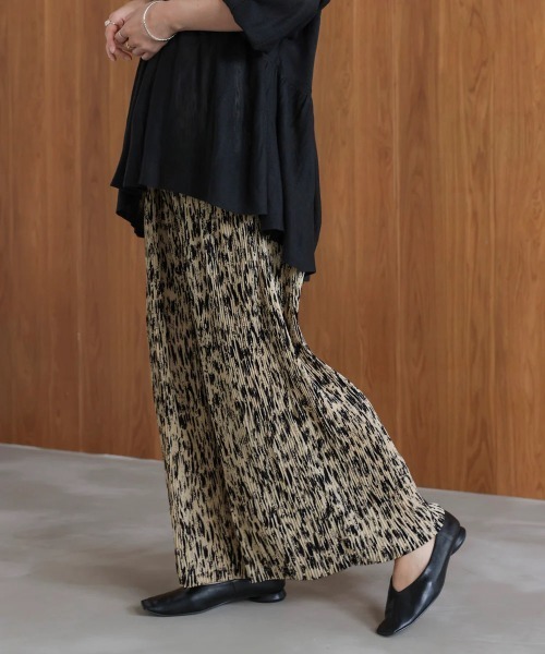 Bou Jeloud(ブージュルード)の「ニュアンス柄パンツ(その他パンツ・レディース・ブラック/ベージュ・FREE)」の5枚目の写真