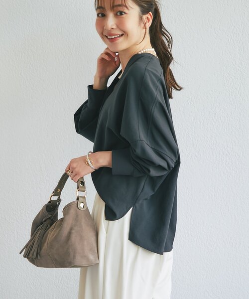 La boutique BonBon(ラブティックボンボン)の「ストレッチジョーゼットシャツカーデ(シャツ/ブラウス・レディース・オフホワイト/チャコールグレー・FREE)」の13枚目の写真