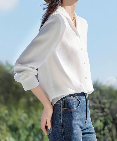 ONEP STAR(ワンピスター)の「ベーシック長袖シャツブラウス(シャツ/ブラウス・レディース・ホワイト・MEDIUM/X-LARGE/LARGE)」の11枚目の写真