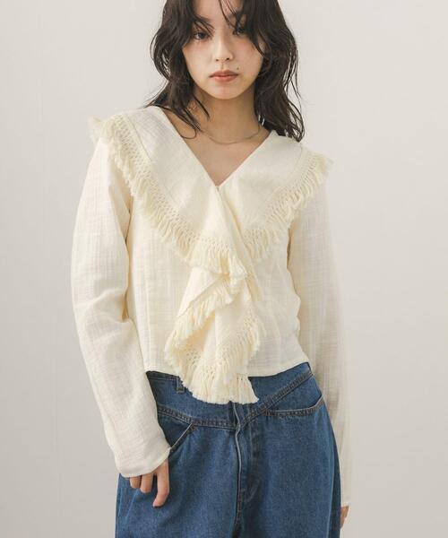 KBF(ケイビーエフ)の「フリンジカラーガーゼブラウス(シャツ/ブラウス・レディース・ブラック/アイボリー・ONE)」の6枚目の写真