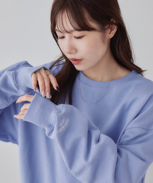 DISCOAT(ディスコート)の「ワンポイント刺繍カラースウェット《ユニセックス》(Tシャツ/カットソー・レディース・イエロー/パープル/ブラウン・MEDIUM/LARGE)」の16枚目の写真