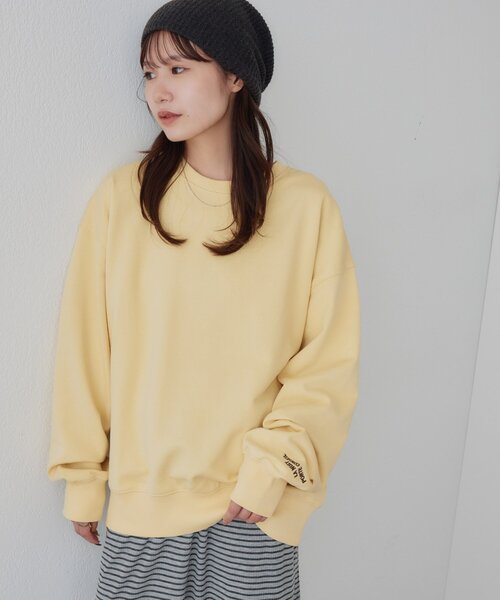 DISCOAT(ディスコート)の「ワンポイント刺繍カラースウェット《ユニセックス》(Tシャツ/カットソー・レディース・イエロー/パープル/ブラウン・MEDIUM/LARGE)」の22枚目の写真