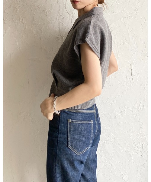 She's Closet（シーズクローゼット）の「フレンチスリーブ ショート丈 襟付き コクーンポロニットベスト（ベスト・レディース・チャコールグレー/ブラウン/アイボリー/レッド/ブラック・FREE）」の17枚目の写真