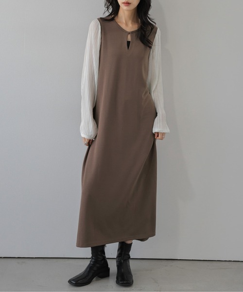 La-gemme（ラジェム）の「プリーツスリーブ Iラインワンピース/上品/ロング丈（ワンピース・レディース・ブラウン/ネイビー/ブラック・フリー）」の8枚目の写真
